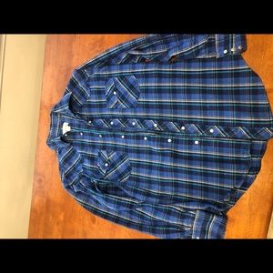 Men’s wrangler flannel snap button shirt
